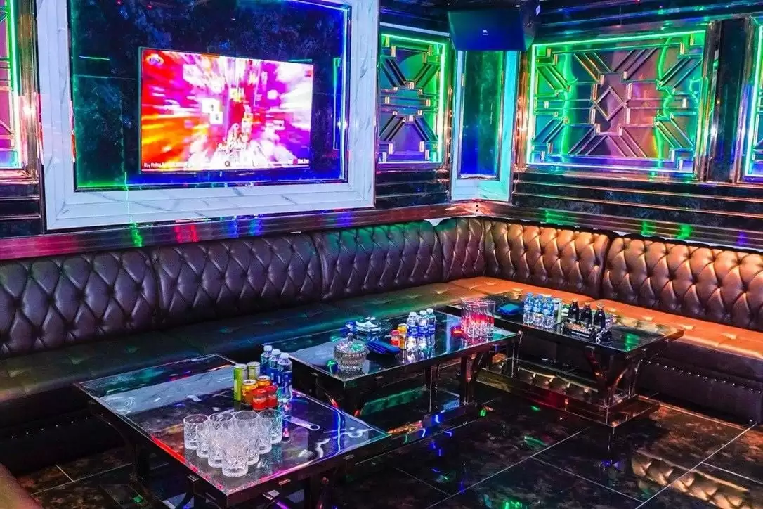 Phòng hát hiện đại, giá rẻ